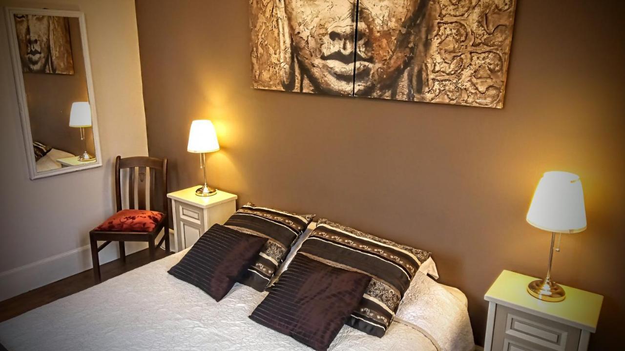 Le Bonnet De Nuit Bed and Breakfast Chalmoux Εξωτερικό φωτογραφία