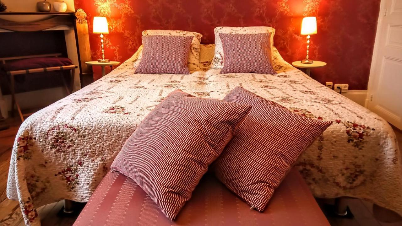 Le Bonnet De Nuit Bed and Breakfast Chalmoux Εξωτερικό φωτογραφία